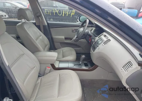 2011 Hyundai Azera Limited z USA, uszkodzony, nr VIN KMHFC4DF5BA518217